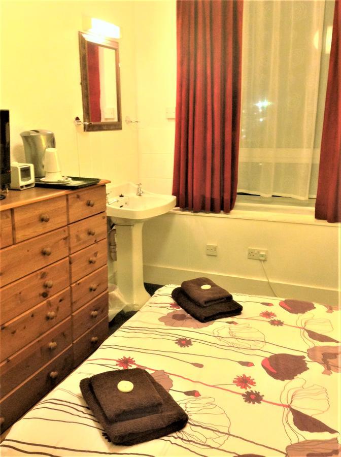 Antrim Guest House Aberdeen Phòng bức ảnh